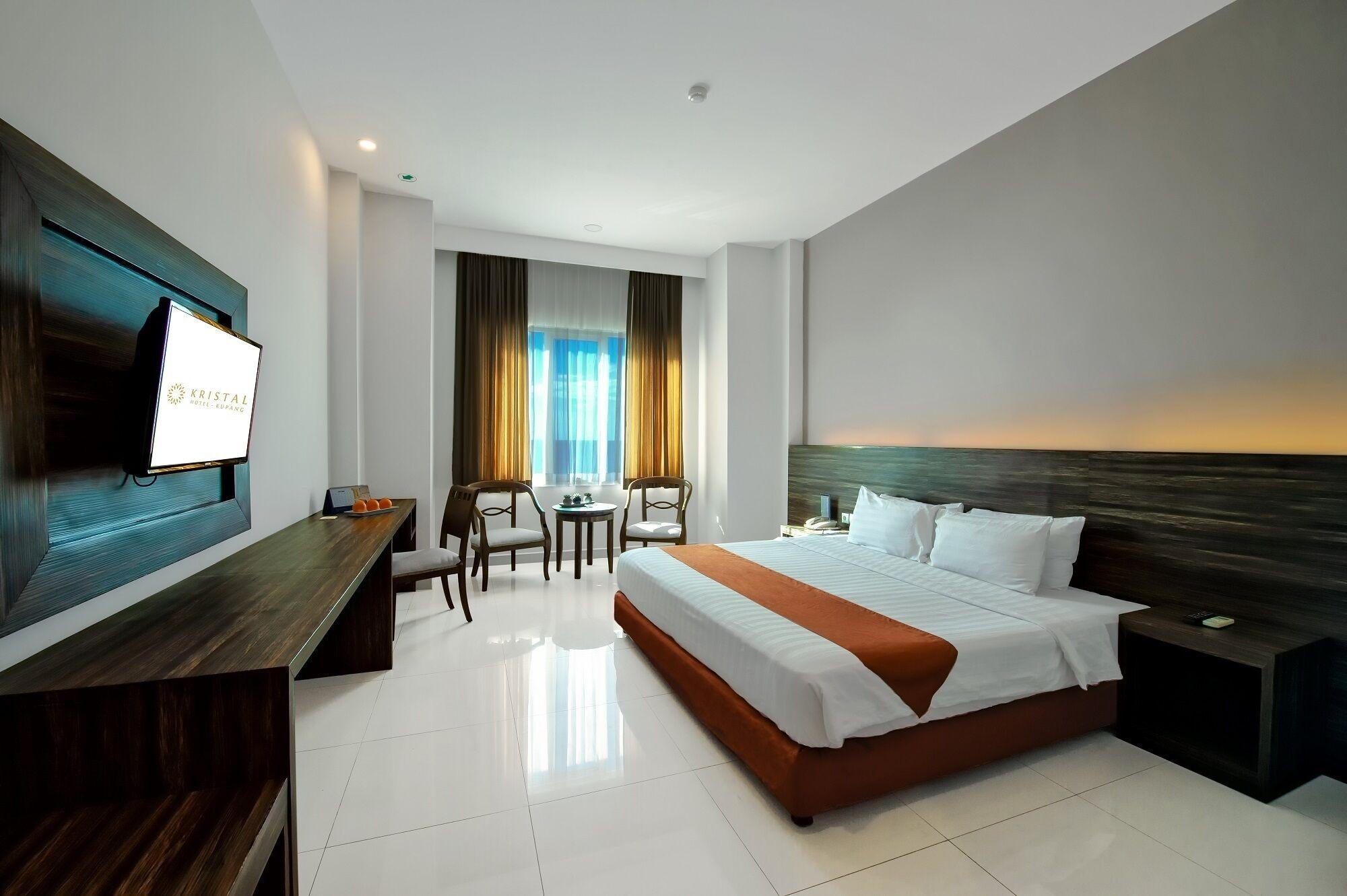 Kristal Hotel Kupang Купанґ Екстер'єр фото